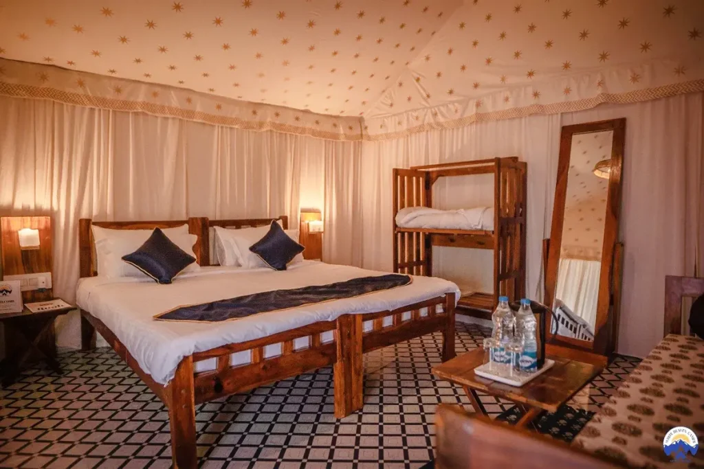 luxury rooms near triyuginarayan temple 