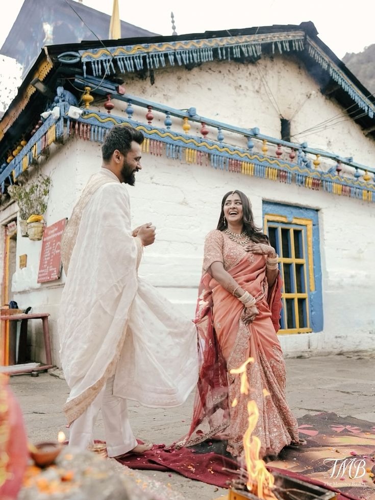 Couples are taking pheras at triyuginarayan temple